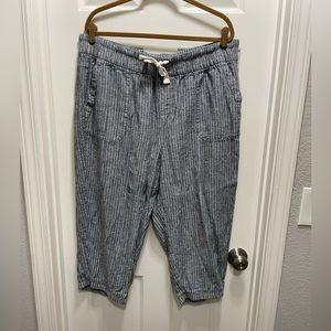 Capri stripped pants
